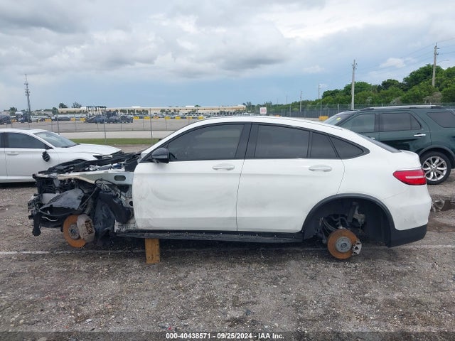 WDC0J4KB3KF570183 Mercedes-Benz Glc 300 Coupe 4matic