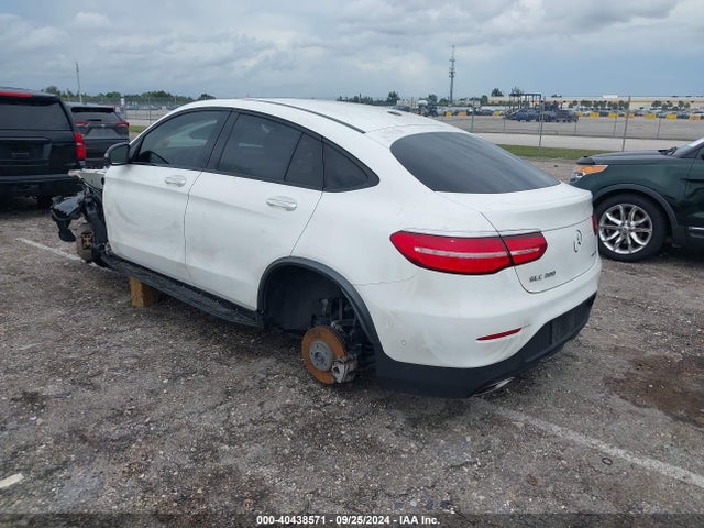 WDC0J4KB3KF570183 Mercedes-Benz Glc 300 Coupe 4matic