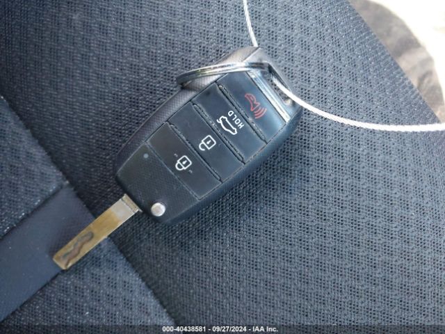 5XXGT4L38JG252579 KIA Optima Lx