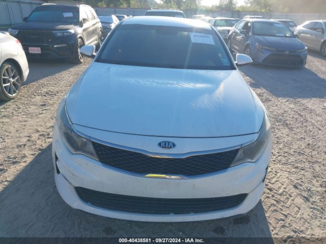 5XXGT4L38JG252579 KIA Optima Lx