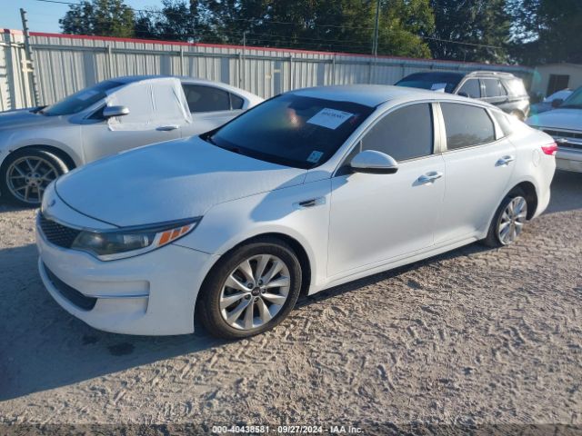 5XXGT4L38JG252579 KIA Optima Lx