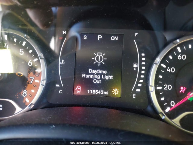 Jeep Renegade Upland Edition 4x4 2018 ZACCJBAB2JPH49061 Image 7