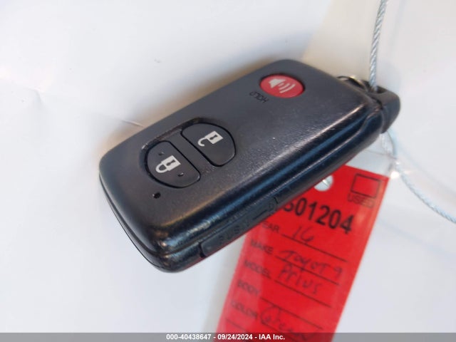 Toyota Prius V Four 2016 JTDZN3EU9GJ047165 Image 11