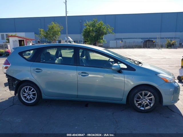 Toyota Prius V Four 2016 JTDZN3EU9GJ047165 Image 14