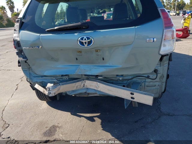 Toyota Prius V Four 2016 JTDZN3EU9GJ047165 Image 6