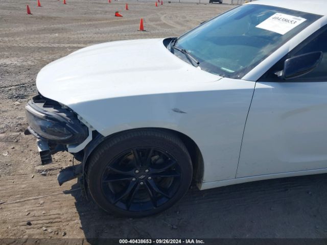 2C3CDXBG3JH284469 Dodge Charger Sxt Rwd