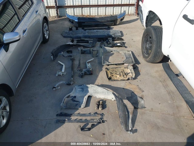 5TFDW5F15GX577704 Toyota Tundra Sr5 5.7l V8