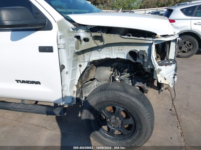 5TFDW5F15GX577704 Toyota Tundra Sr5 5.7l V8