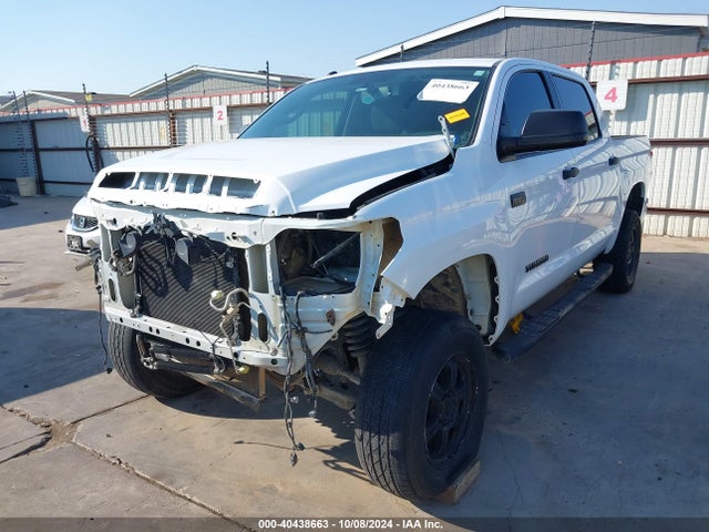 5TFDW5F15GX577704 Toyota Tundra Sr5 5.7l V8