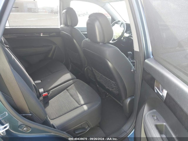 5XYKT4A6XEG510139 KIA SORENTO LX