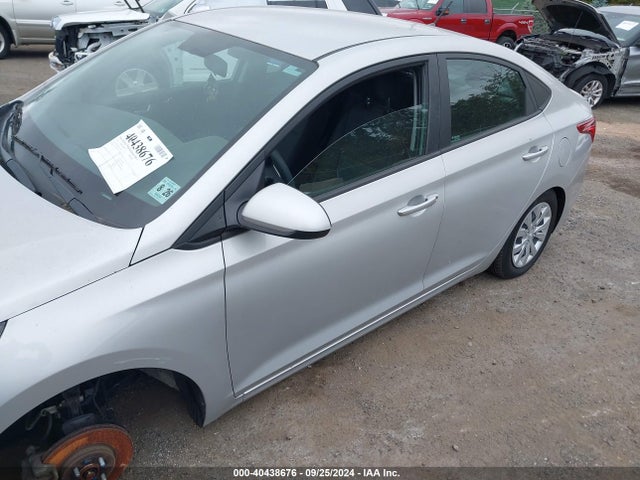 Hyundai ACCENT SE 2021 3KPC24A66ME153495 Image 2