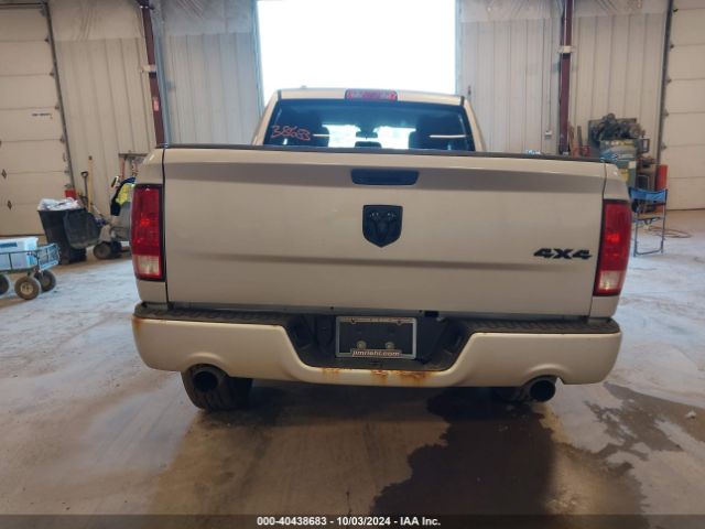 1C6RR7FT5KS517669 RAM 1500 Classic Express Quad Cab 4x4 6'4 Box