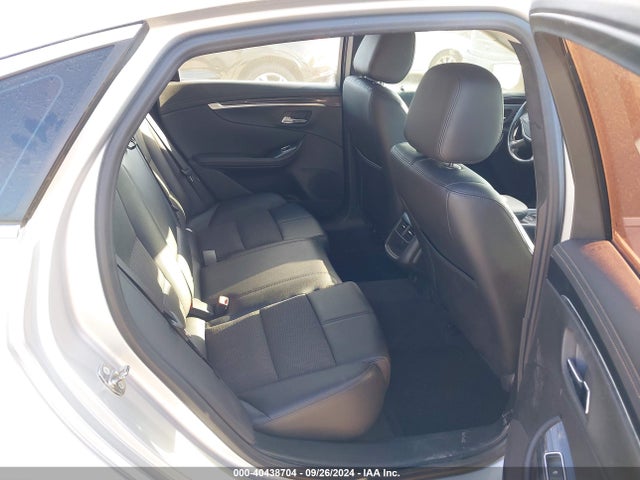 Chevrolet IMPALA 1LT 2017 2G1105S35H9191823 Image 8