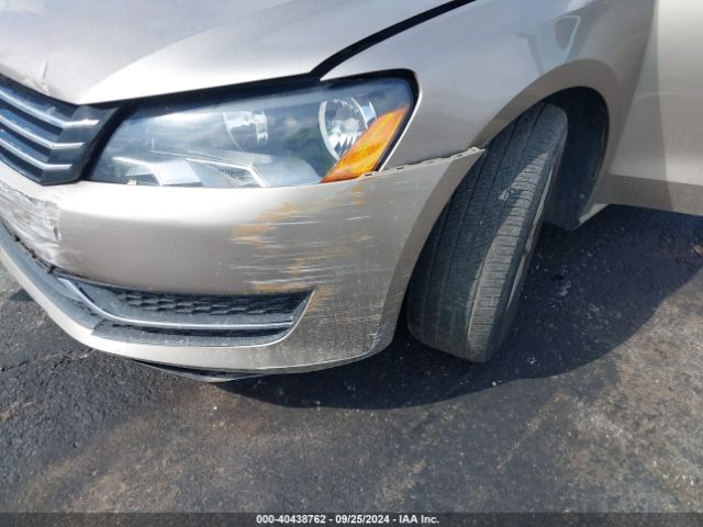 1VWAT7A33FC032779 Volkswagen Passat 1.8t Wolfsburg Edition