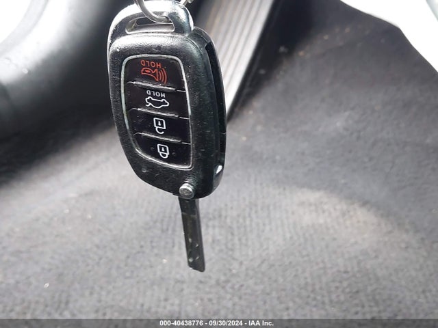 Hyundai SONATA SE 2018 5NPE24AF0JH602945 Image 11