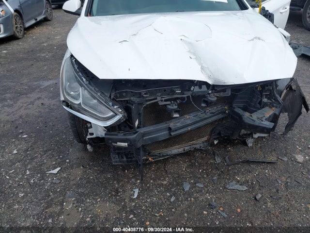 Hyundai SONATA SE 2018 5NPE24AF0JH602945 Image 18