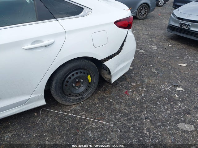 Hyundai SONATA SE 2018 5NPE24AF0JH602945 Image 20