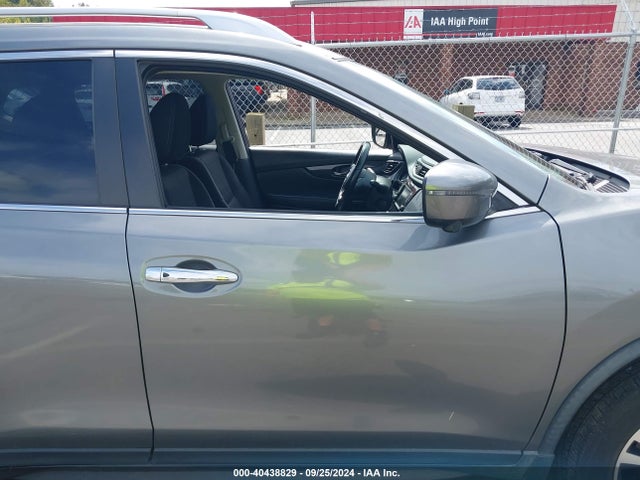 Nissan ROGUE SV 2019 JN8AT2MV7KW395795 Image 13