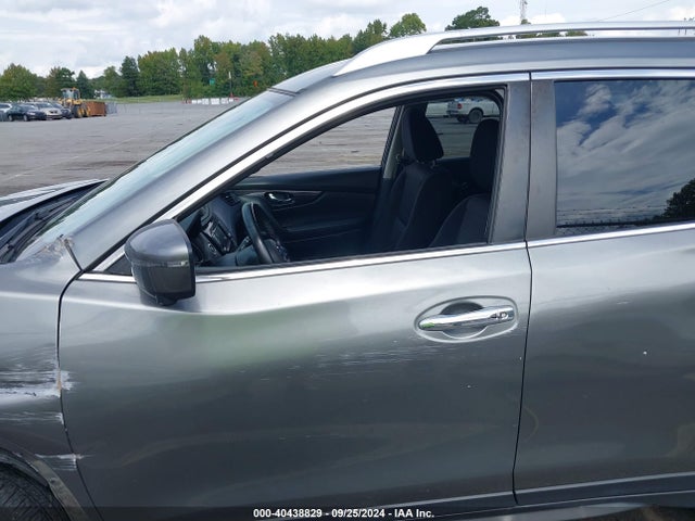 Nissan ROGUE SV 2019 JN8AT2MV7KW395795 Image 14