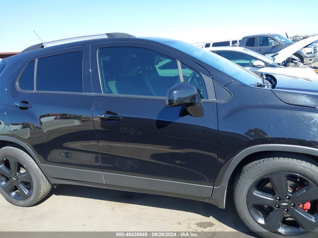 KL7CJMSB7JB655596 Chevrolet Trax Premier