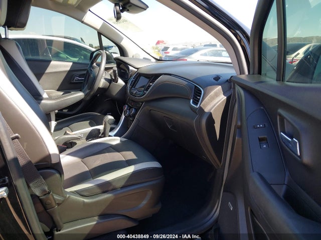 KL7CJMSB7JB655596 Chevrolet Trax Premier