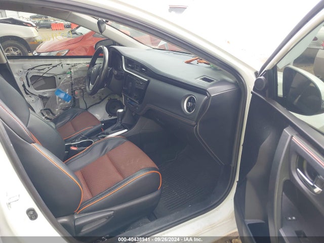Toyota COROLLA SE 2017 5YFBURHE5HP621351 Image 5