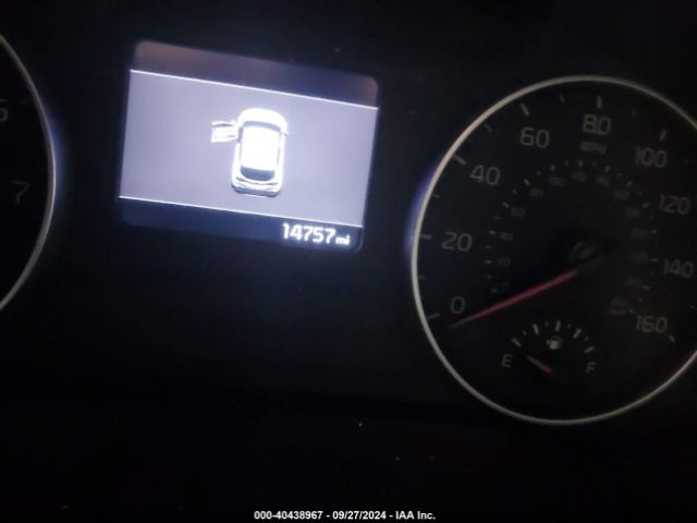 KNDERCAA2N7236880 KIA SELTOS EX