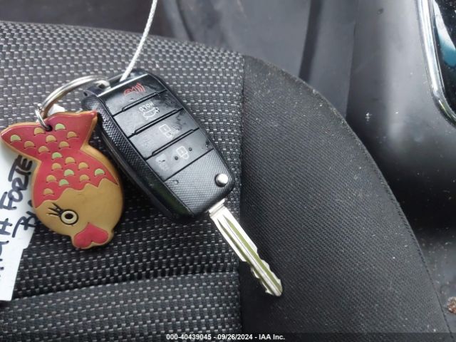 KNAFK5A87H5700244 KIA FORTE LX