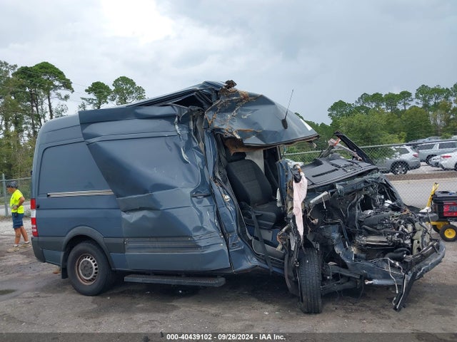 WD3PE7CD5JP637203 Mercedes-Benz Sprinter 2500 Standard Roof V6