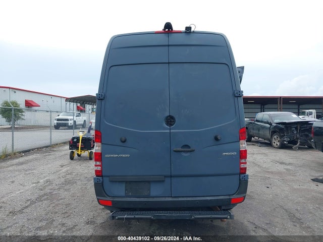 WD3PE7CD5JP637203 Mercedes-Benz Sprinter 2500 Standard Roof V6