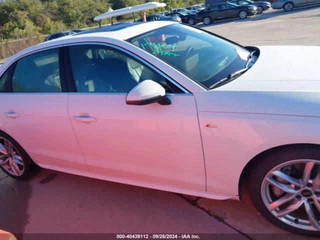 WAUEAAF43NN015439 Audi A4 Premium Plus 45 Tfsi S Line Quattro S Tronic