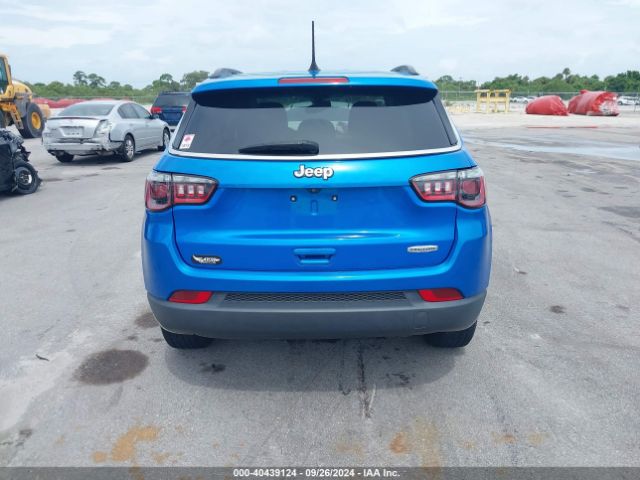 3C4NJCBB9MT577007 Jeep Compass Latitude Fwd