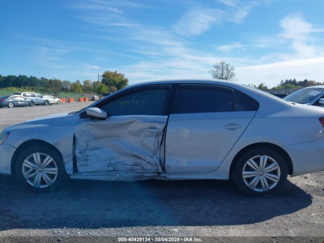 3VW2B7AJ3HM374787 Volkswagen Jetta 1.4t S
