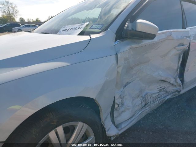 3VW2B7AJ3HM374787 Volkswagen Jetta 1.4t S