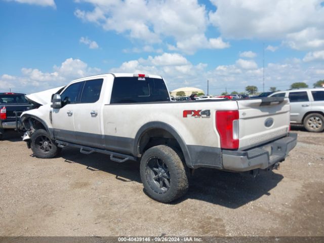 1FT7W2BT9HEE44671 Ford F-250 Lariat