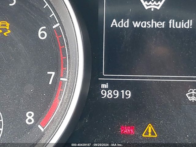 3VWA17AU7HM505390 Volkswagen Golf Sportwagen Tsi S