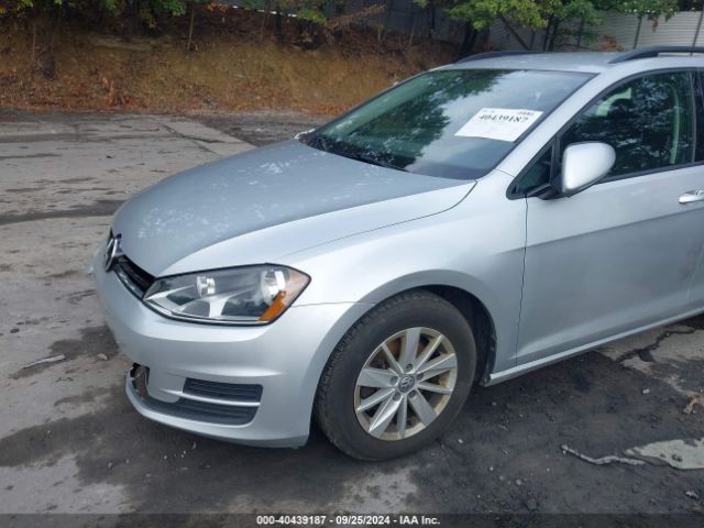 3VWA17AU7HM505390 Volkswagen Golf Sportwagen Tsi S