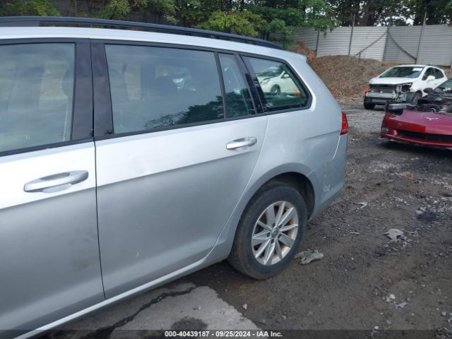 3VWA17AU7HM505390 Volkswagen Golf Sportwagen Tsi S