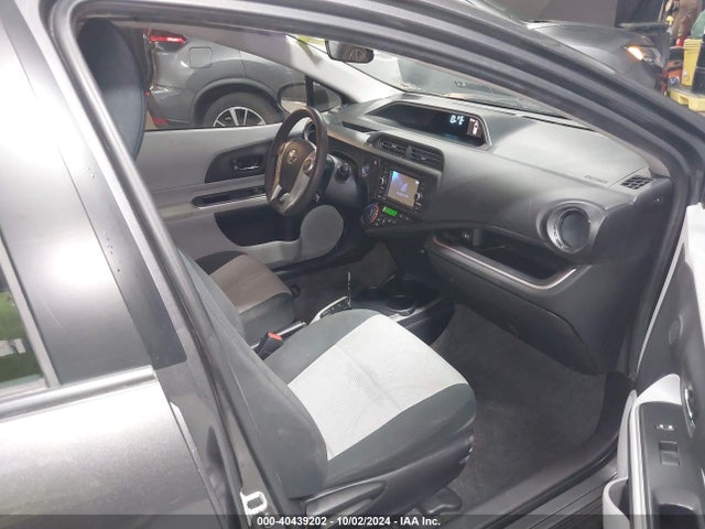 Toyota Prius C Four/one/three/two 2014 JTDKDTB39E1560882 Image 5