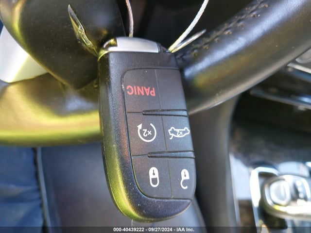 Chrysler 300C 2014 2C3CCAEG3EH355154 Image 11