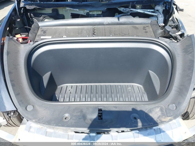 2024 TESLA MODEL Y 7SAYGDED3RF117378 Photo 9