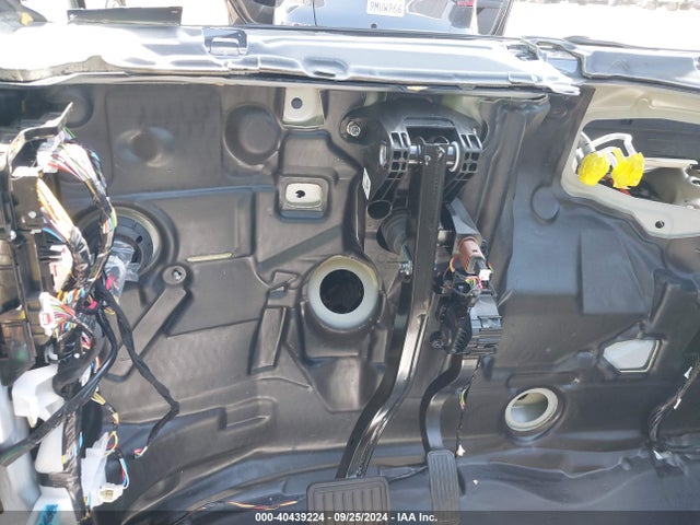 2024 TESLA MODEL Y 7SAYGDED3RF117378 Photo 6