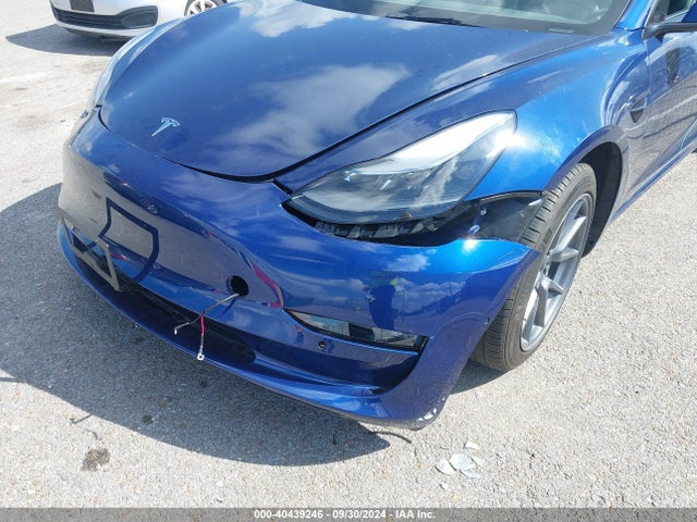 2022 TESLA MODEL 3 5YJ3E1EB8NF233583 Photo 5