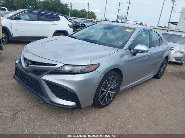 Toyota CAMRY SE 2022 4T1G11AK4NU674472 Image 2