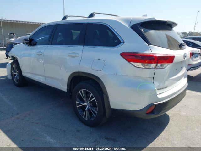 5TDZZRFH2KS360689 Toyota Highlander Le Plus