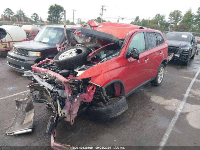 JA4AD3A33FZ010801 Mitsubishi Outlander Se