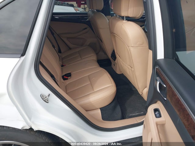 2020 PORSCHE MACAN WP1AA2A59LLB10487 Photo 4