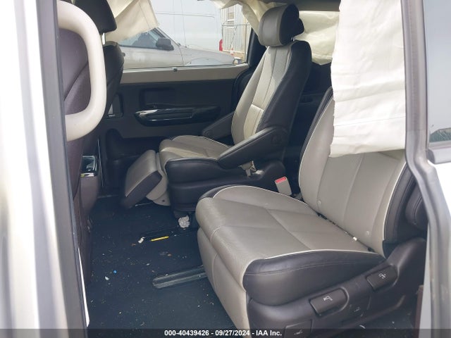 KNDME5C15F6050208 KIA Sedona Sx Luxury