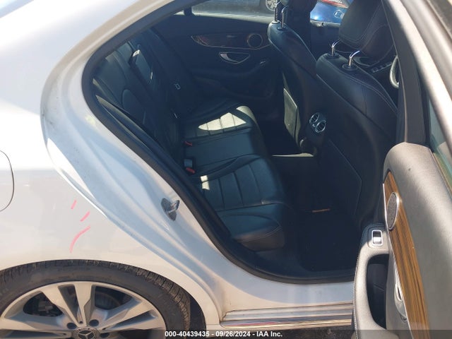 Mercedes-Benz C 300 2018 55SWF4JB8JU248983 Image 8