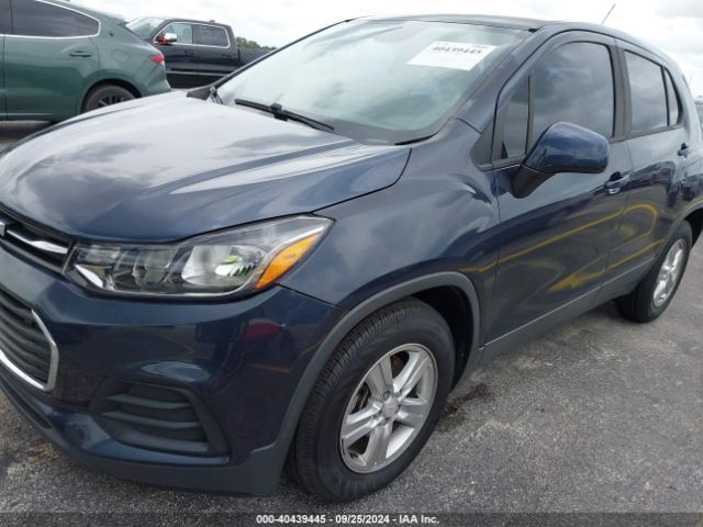 3GNCJKSB2JL276891 Chevrolet TRAX LS